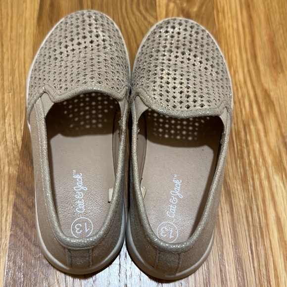 Girls Cat and Jack Gold Slip On Shoes - Picture 2 of 6